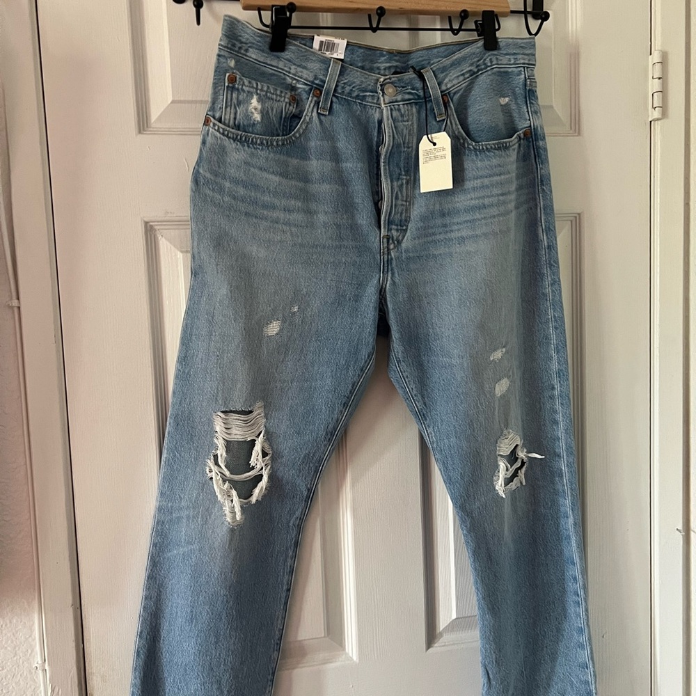 Levi’s 501 Straight Jeans - Picture 2 of 3
